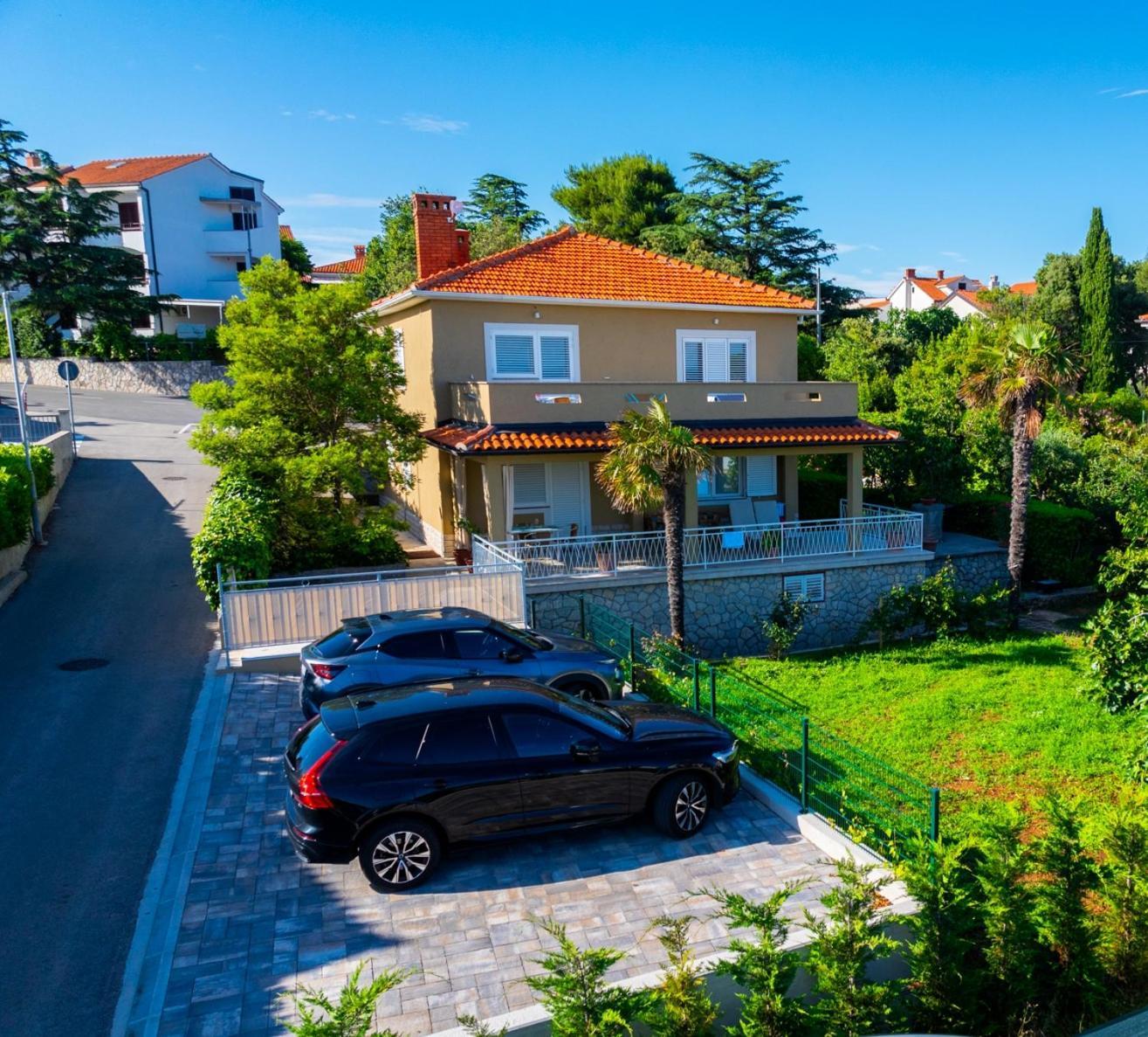 Villa Marica Tiny House In Krk City Centre Krk Town Eksteriør billede